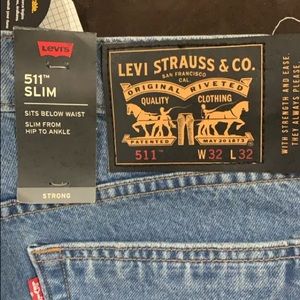 Levi jeans